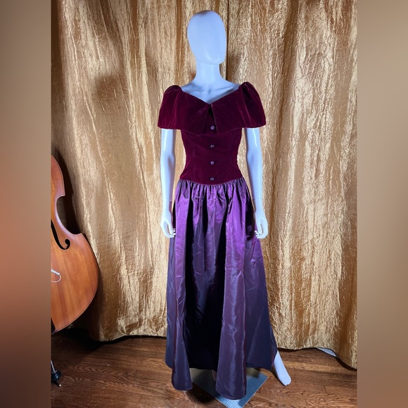 ALFRED ANGELO VINTAGE Elegant Burgundy and Purple Gown size 10 - Picture 2 of 6